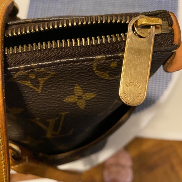 Louis Vuitton monogram - Picture 7 of 8